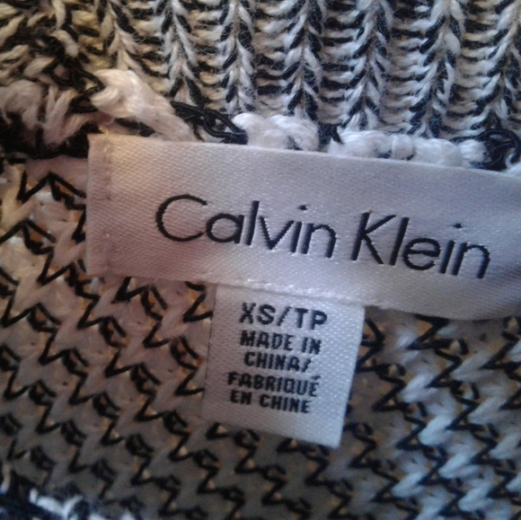 CALVIN KLEIN SWEATER - Picture 3 of 3
